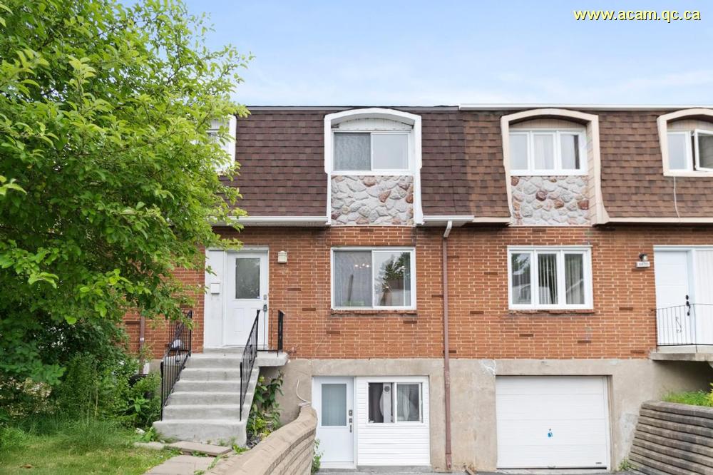 Maison-unifamiliale-avec-revenu-locatif-a-Brossard