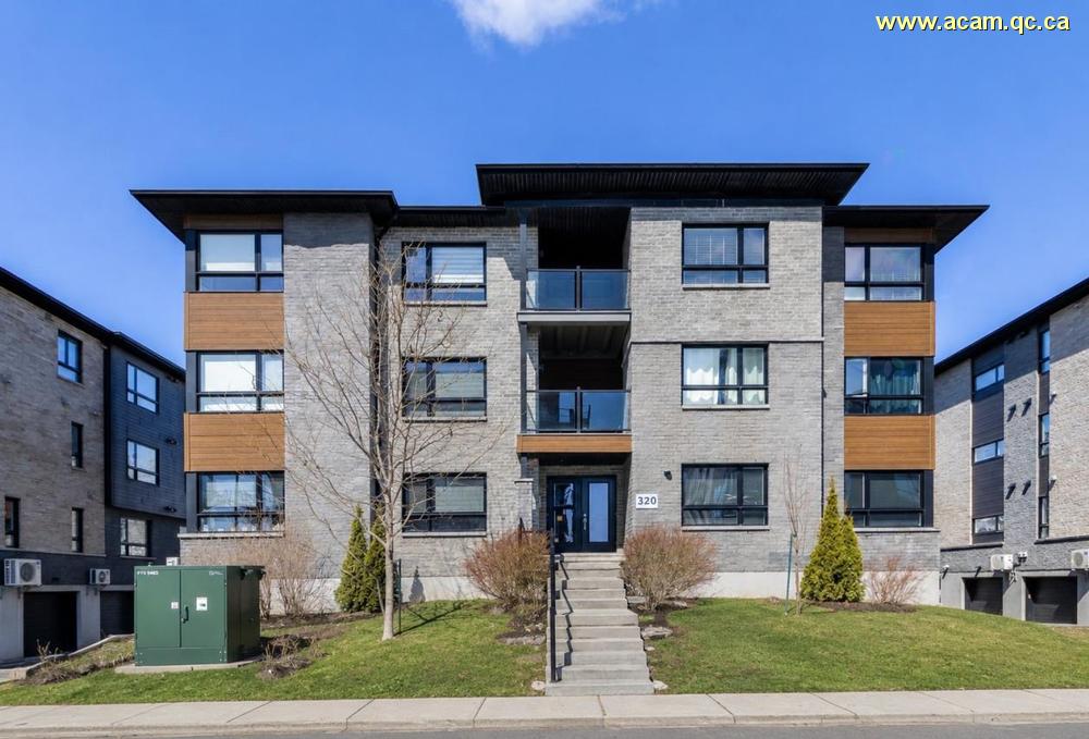 Condo-4-12-moderne-2-station Condominium